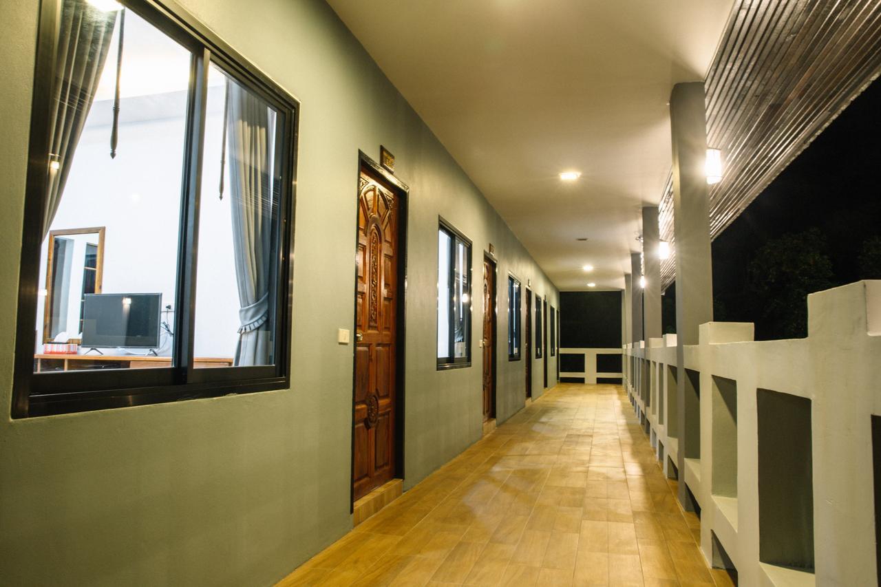 Billabong Hotel And Cafe Баан Тай Екстериор снимка