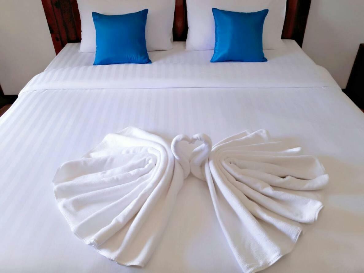 Billabong Hotel And Cafe Баан Тай Екстериор снимка