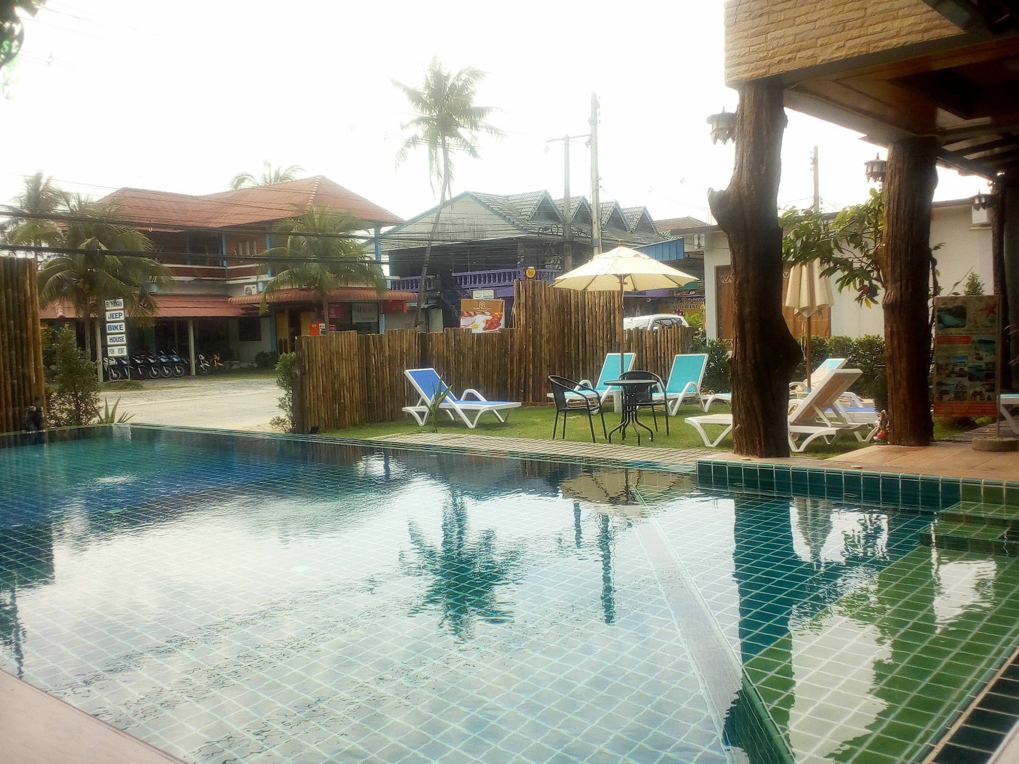 Billabong Hotel And Cafe Баан Тай Екстериор снимка