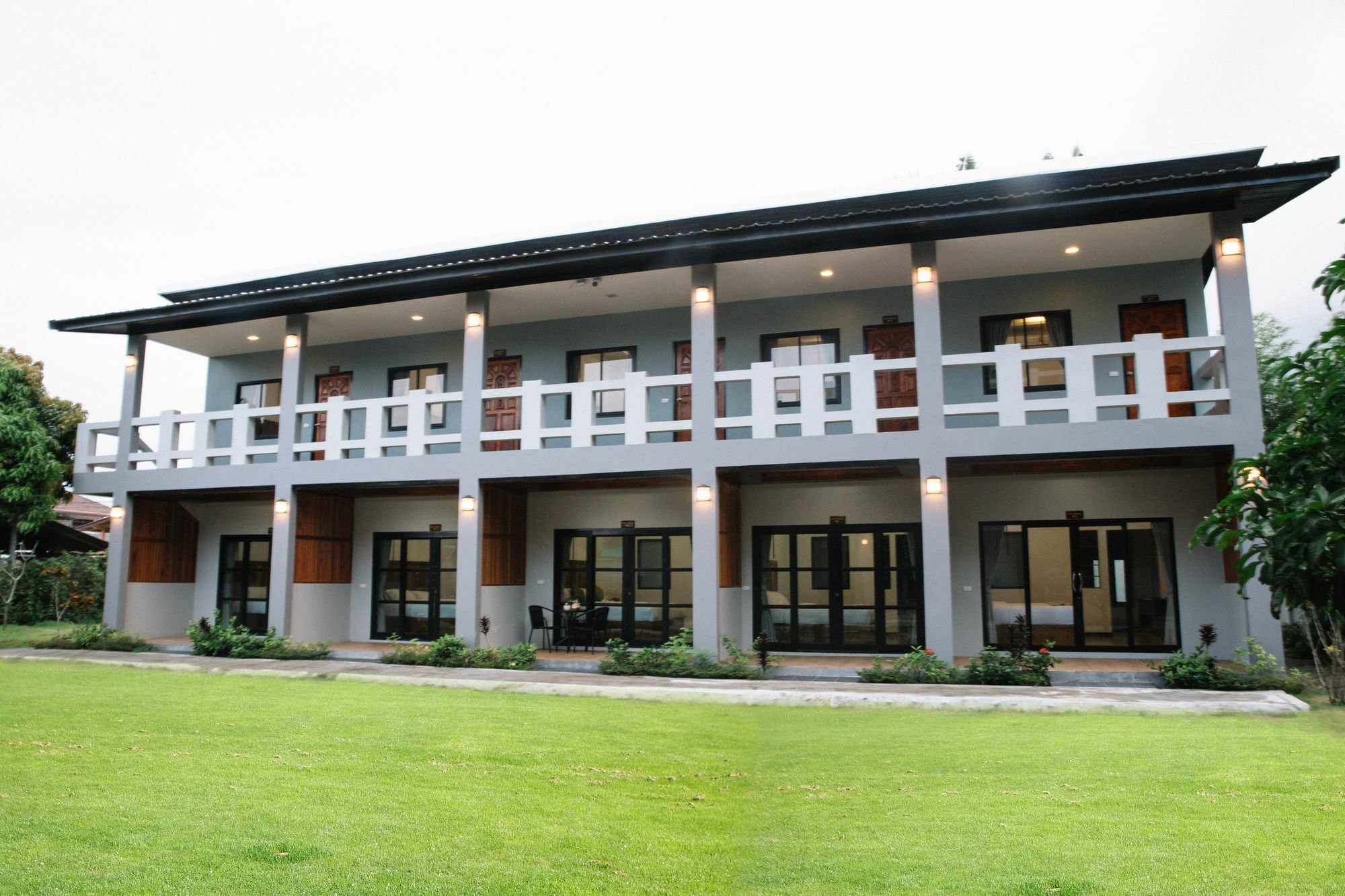 Billabong Hotel And Cafe Баан Тай Екстериор снимка