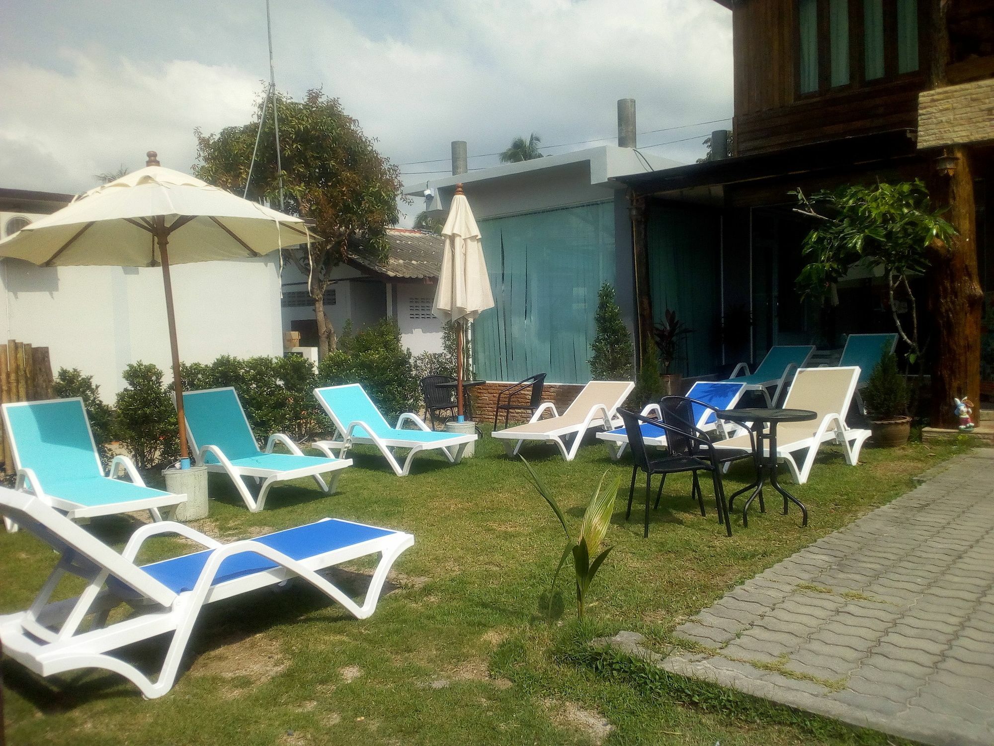Billabong Hotel And Cafe Баан Тай Екстериор снимка